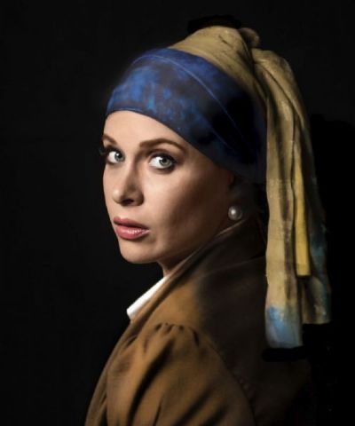 Girl with the Peral Earring