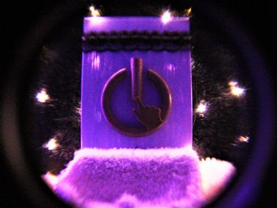 Ultraviolet Vulva Power