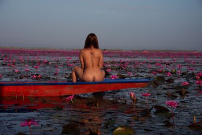 Lookwa on the Red Lotus Sea