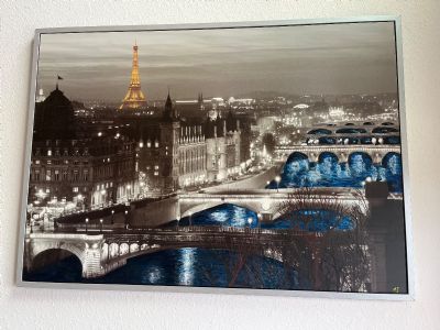 Alive Paris