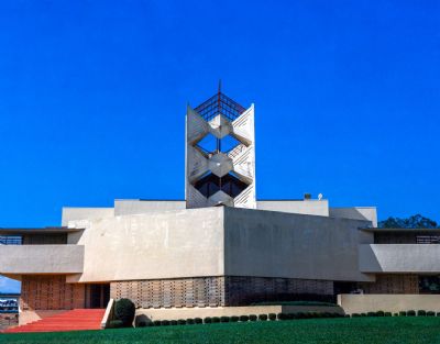 Frank Lloyd Architecture 1